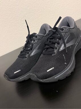 Brooks Black Men's Athletic Running Shoes